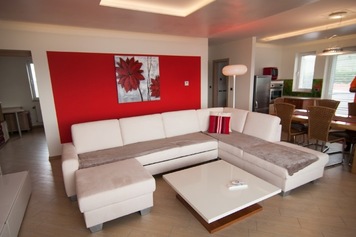 Apartmaji Debeli rtič, Obala