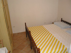 Apartmaji Lili, Obala 