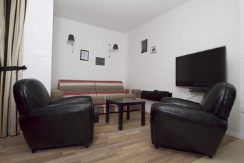 Apartments Mengore, Tolmin