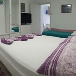 Apartmaji Zvezda, Obala