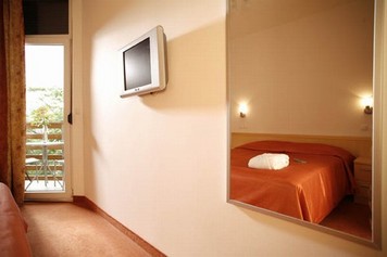 Hotel Barbara Fiesa, Obala