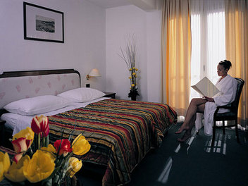 Hotel Marina Izola, Obala