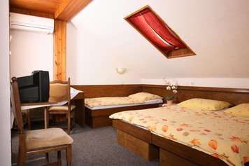 Zimmer pri Ančki, Ljubljana und Umgebung