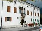 Gasthaus und Pizzeria Grad Ozeljan Gasthaus und Pizzeria Grad Ozeljan, Ozeljan 93, 5261 Šempas