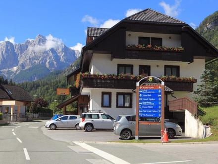 Appartements Rožle liegt im Zentrum von Kranjska gora, Die Julischen Alpe