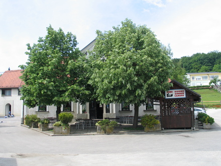 Trattoria Marinčič - camere e appartamento, Dolenjska
