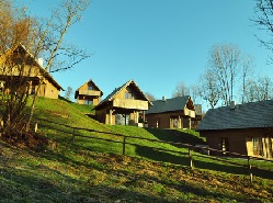 Lovely wooden holiday cottages Dole