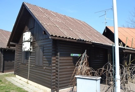 Hiška v Termah Čatež Hiška v Termah Čatež