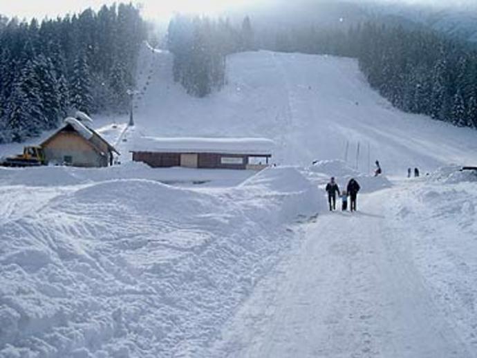 Ski slope Macesnovc