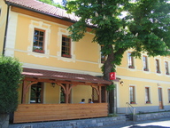 Grebenčeva klet bar, Preserje