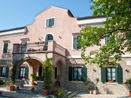 Villa Andor (Ankaran/Ancarano) Villa Andor (Ankaran/Ancarano)