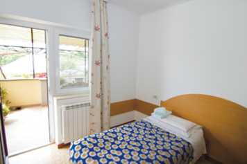 Appartments Knez, Küste