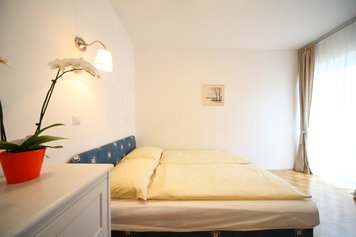 Rožle apartments is situated right in the centre of Kranjska Gora, Julian Alps
