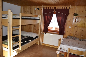 EkoTurizem Viženčar na smučišču Krvavec, Julijske Alpe