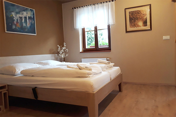 YOUTH HOSTEL ARS VIVA, Stari trg pri Ložu